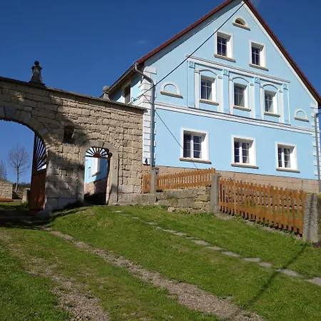 Statek Bily Dvur Vendégház