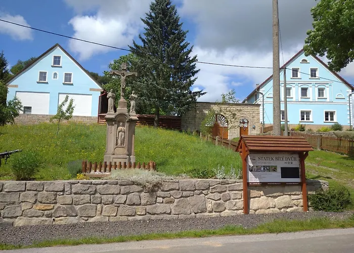 Statek Bílý Dvůr Penzion 3*